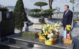 Tổng Bí thư Tô Lâm dâng hương tưởng niệm Tổng Bí thư Hà Huy Tập