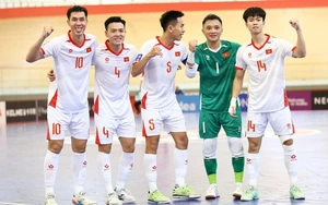 Việt Nam tranh ngôi đầu bảng với Thái Lan sau khi cùng giành vé sớm vào tứ kết giải Châu Á 2026
