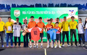 Bóng đá TP.HCM tạo nguồn lực cho tương lai