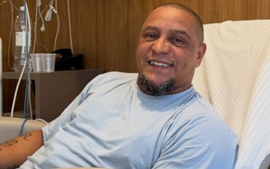 Huyền thoại Roberto Carlos xuất viện, đăng ảnh bác tin đã qua đời