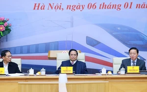 Thủ tướng chủ trì Phiên họp thứ năm BCĐ các dự án quan trọng lĩnh vực đường sắt