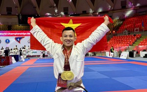 Võ sĩ vô địch thế giới của Việt Nam chia sẻ đầy tự hào khi nhận Huân chương Lao động 