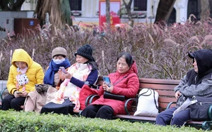 Không khí lạnh suy yếu dần, nhiệt độ tăng và trời ấm lên