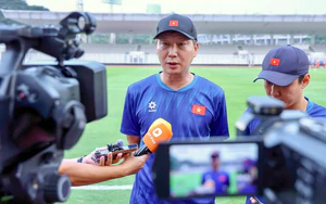 HLV Kim Sang Sik: 'Phải thắng Pakistan'