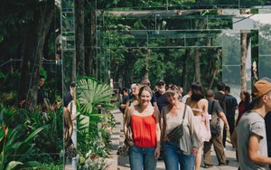 Rộn ràng không gian hồ Hoàn Kiếm trong ngày kỷ niệm 72 năm Giải phóng Thủ đô