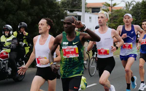 Eliud Kipchoge vô địch Melbourne Marathon 2026, lập kỷ lục đường chạy: Giữ mãi ngọn lửa truyền cảm hứng
