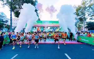Hàng chục nghìn runner bứt phá thành tích tại VPBank Đất Sen Hồng Music Marathon 2026