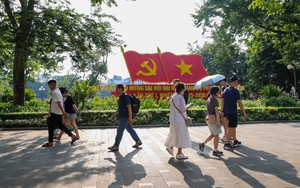 Dự báo thời tiết ngày 14/10: Hà Nội ngày nắng, TP. Hồ Chí Minh chiều tối có mưa dông