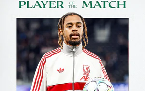 Bom tấn mùa hè lập hat-trick, Liverpool 'đánh tennis' tại Champions League