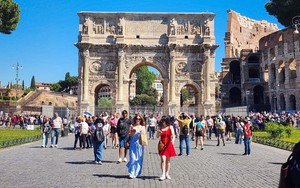 Thủ đô Italy nỗ lực giải quyết vấn đề du lịch quá tải