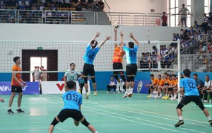 Từ một trận bóng đến một cộng đồng: Giải bóng chuyền đang kết nối sinh viên như thế nào?