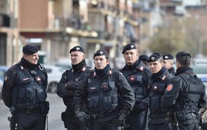 Italy: Hơn 100 trường học bị đe dọa đánh bom, hàng nghìn học sinh phải sơ tán