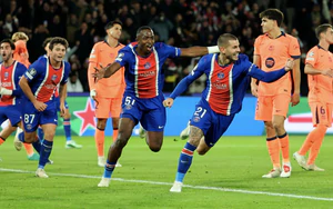 Ngày PSG “lên lớp” cho Barcelona