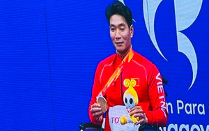 Kình ngư Đỗ Thanh Hải: 16 năm vượt giới hạn để chạm tay vào HCV Asian Para Games