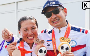 Giành HCV Asian Para Games 2026, cung thủ Thái Lan cầu hôn bạn gái đầy cảm động