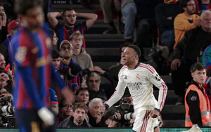ĐIỂM NHẤN Barcelona 1-2 Real Madrid: Mourinho thắng lớn nhờ Mbappe, Barca trả giá vì Yamal