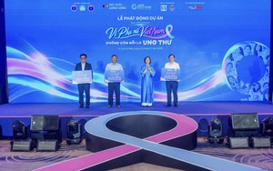 Trao tặng 3.000 gói khám, tầm soát ung thư cho phụ nữ