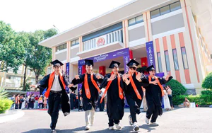 Doanh nghiệp đánh giá cao năng lực thực chiến của sinh viên BTEC FPT Đà Nẵng ngay tại lễ tốt nghiệp