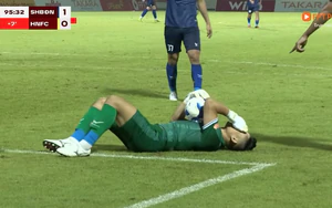 V-League 'nóng' vì chuyện câu giờ
