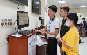 Chuyển đổi số thúc đẩy đổi mới quản trị và phục vụ người dân