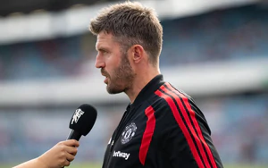 Carrick không trụ nổi trên ghế HLV MU sau trận “chung kết” với Chelsea?