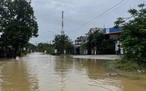 Mưa lớn tiếp diễn ở Trung Bộ, cảnh báo nguy cơ lũ quét và sạt lở đất