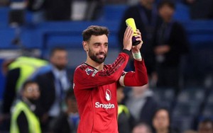Bruno Fernandes sẽ cứu... Carrick?
