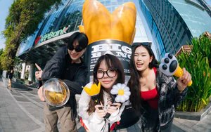 Từ sáng sớm đến tối muộn, fan BIGBANG liên tục tìm đến địa điểm này ở Hà Nội và TP.HCM