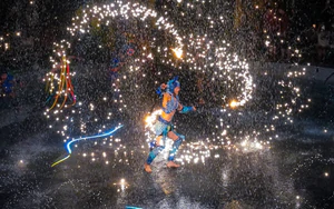 Công nghệ 3D Mapping thăng hoa cùng vở xiếc "Sơn Thần Thủy Quái"