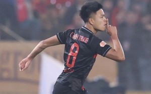 Sao Việt kiều độc diễn như Messi, sút tung lưới CAHN ở vòng 12 V-League