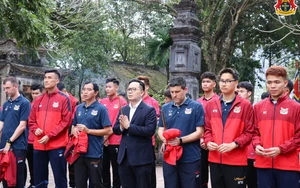 Ninh Bình FC khởi động năm mới bằng lễ dâng hương đầy ý nghĩa