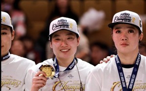 Ngôi sao Việt Nam giành chức vô địch với thành tích bất bại ở giải bóng rổ tại nước ngoài