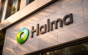 Doanh nghiệp trà thế kỷ XIX "lột xác" thành ông lớn công nghệ