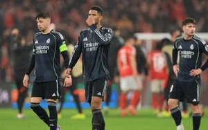 Real Madrid sa sút vì Chủ tịch Perez?