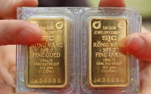Giá vàng miếng sáng 2/2 tiếp tục giảm 5 triệu đồng/lượng