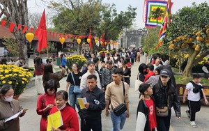 Lượng khách đến các điểm du lịch trong 9 ngày nghỉ Tết tăng ca