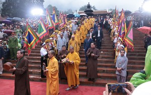 Khai hội chùa Hương 2026