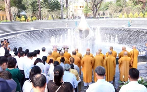 Trang nghiêm lễ cầu nguyện quốc thái dân an và tưởng niệm nạn nhân đại dịch COVID-19