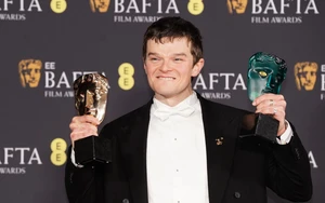 Giải Nam diễn viên chính xuất sắc nhất: Robert Aramayo gây sửng sốt tại BAFTA 2026