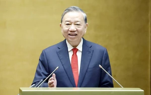 Hai điểm tựa cho một hành trình đi xa