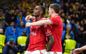 Europa League: Đại diện của Premier League và 7 đội khác vượt qua vòng play-off