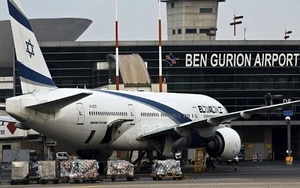 Bất ổn làm gián đoạn hàng không, hàng hải