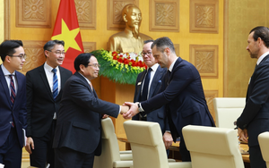 Thủ tướng Phạm Minh Chính làm việc với Đoàn các doanh nghiệp Thụy Sĩ và châu Âu