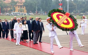 Chủ tịch Hạ viện Jordan viếng Lăng Chủ tịch Hồ Chí Minh, tham quan Hoàng thành Thăng Long