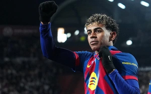 Yamal 'lột xác' với phiên bản Quả bóng Vàng