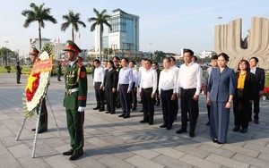 Thường trực Ban Bí thư Trần Cẩm Tú thăm, chúc Tết Nguyên đán Bính Ngọ 2026 tại thành phố Đà Nẵng