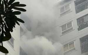 Nhanh chóng dập tắt vụ cháy tại chung cư Ecohome 2, phường Đông Ngạc, Hà Nội