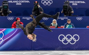 VĐV trượt băng nghệ thuật Mỹ gây kinh ngạc ở Olympic mùa Đông với cú nhảy 'thách thức định luật vật lý'