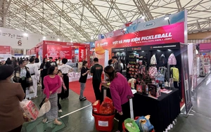 Pickleball 'đổ bộ' Hội chợ Mùa Xuân 2026: Khi thể thao hiện đại hòa nhịp không khí Tết truyền thống