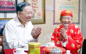 Tổng Bí thư Tô Lâm thăm, chúc Tết nhà nghiên cứu Nguyễn Đình Tư